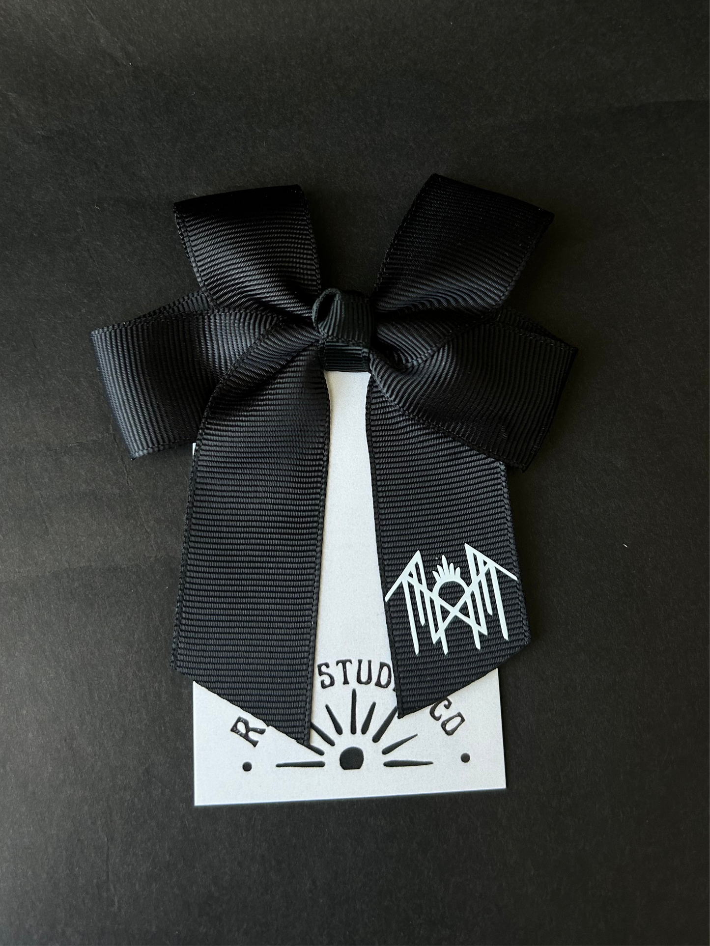 Mini vessel hair bow