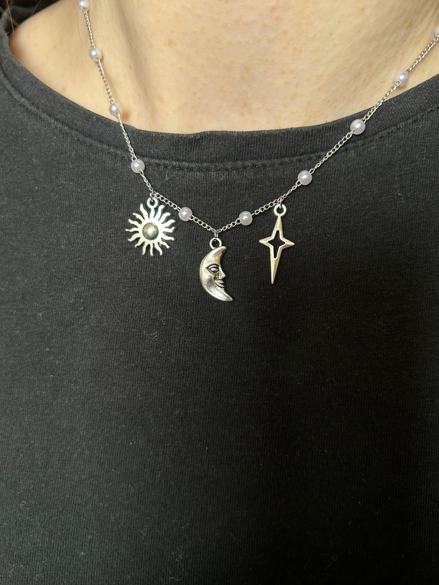 Sun moon and star pearl necklace