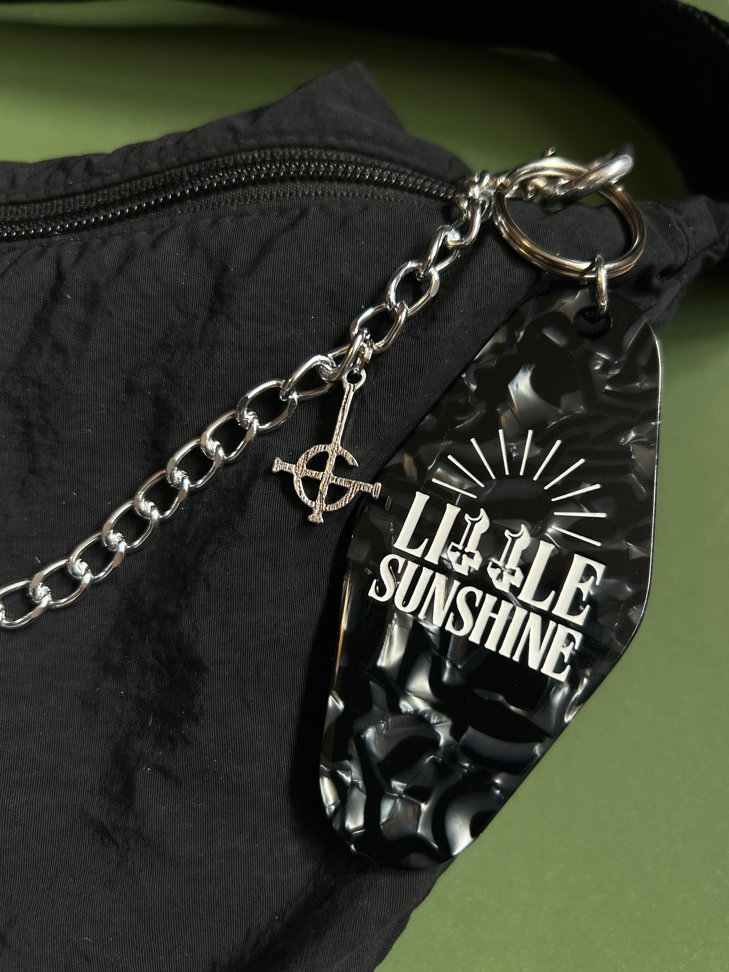 LITTLE SUNSHINE motel keyring