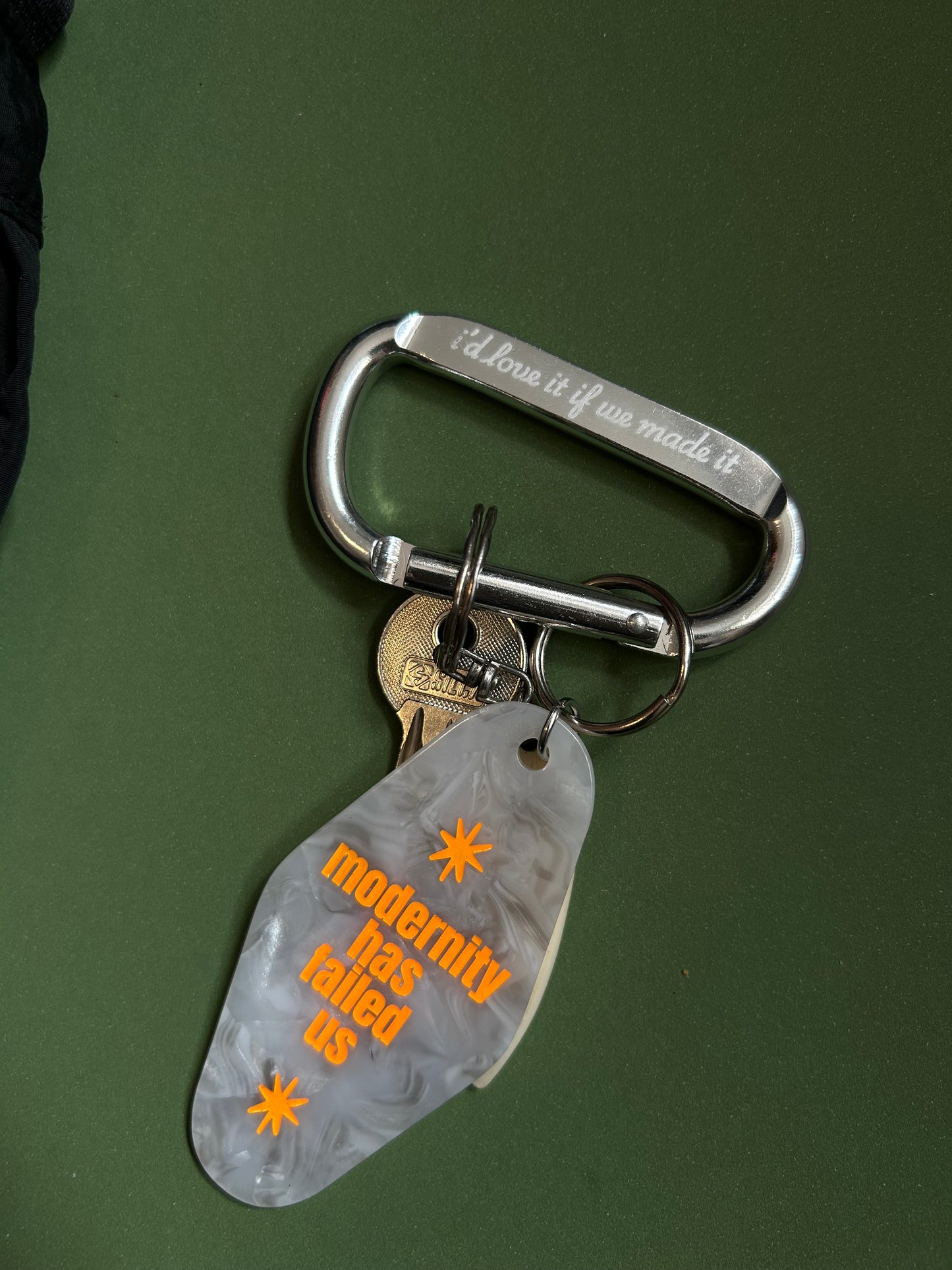 MADE IT CARABINER