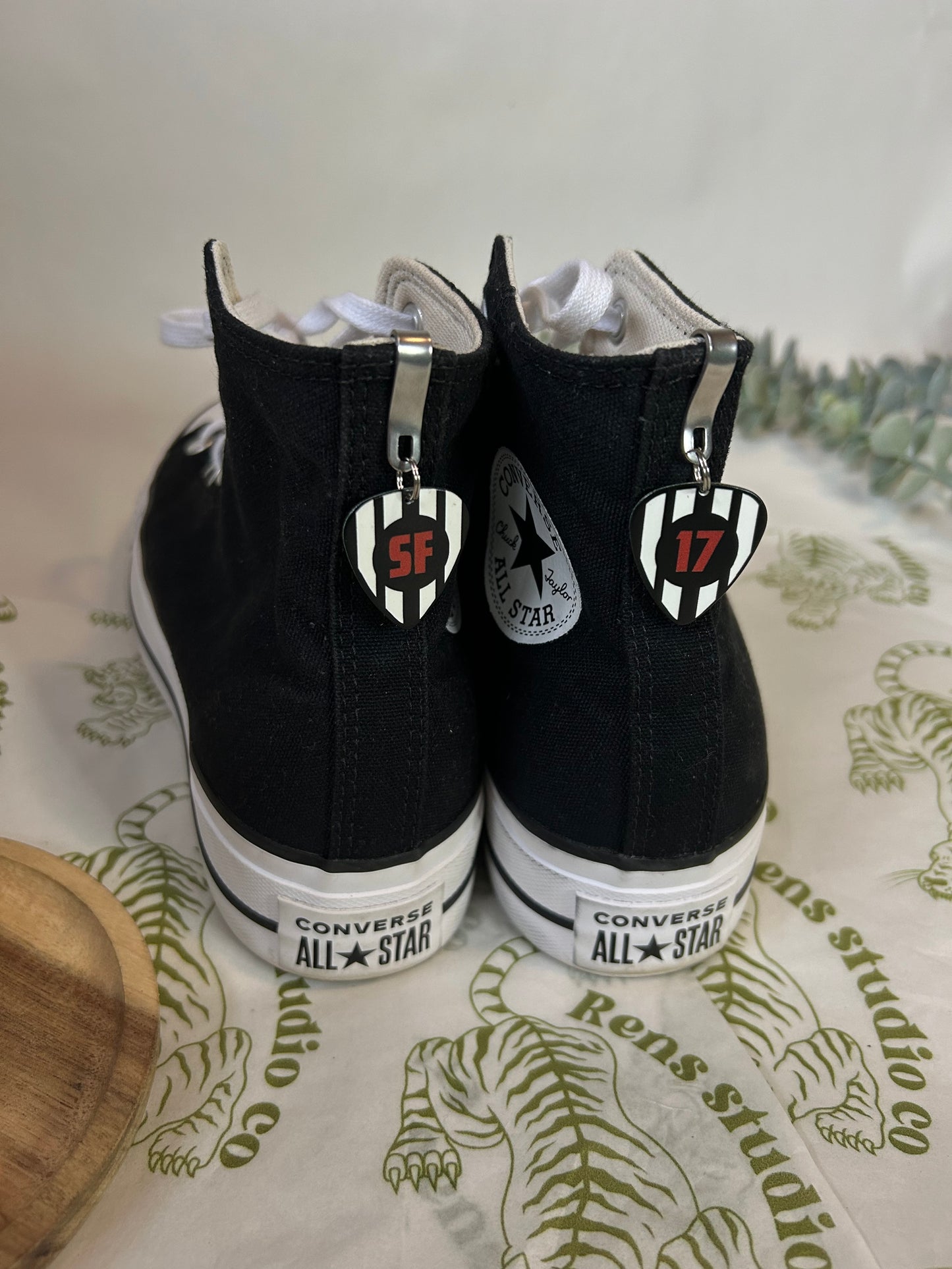 Sam Fender Hi top shoe charms