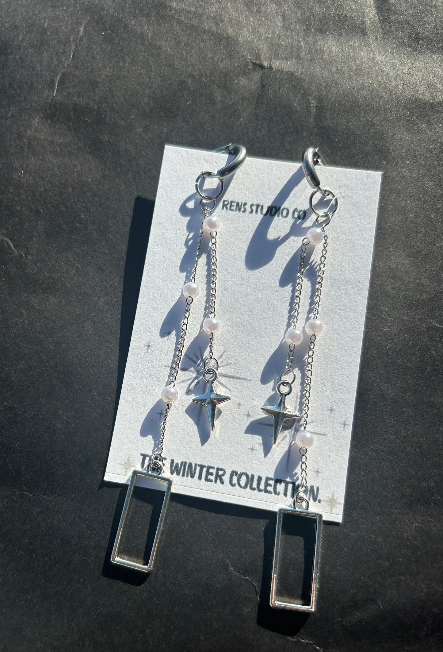 Hanging box pearl hoop earrings