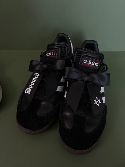 Doomed Trainer bows