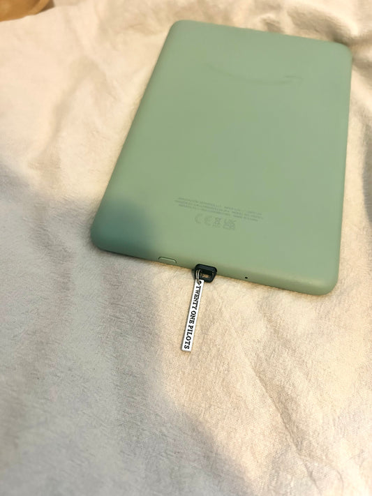 Top dust cover