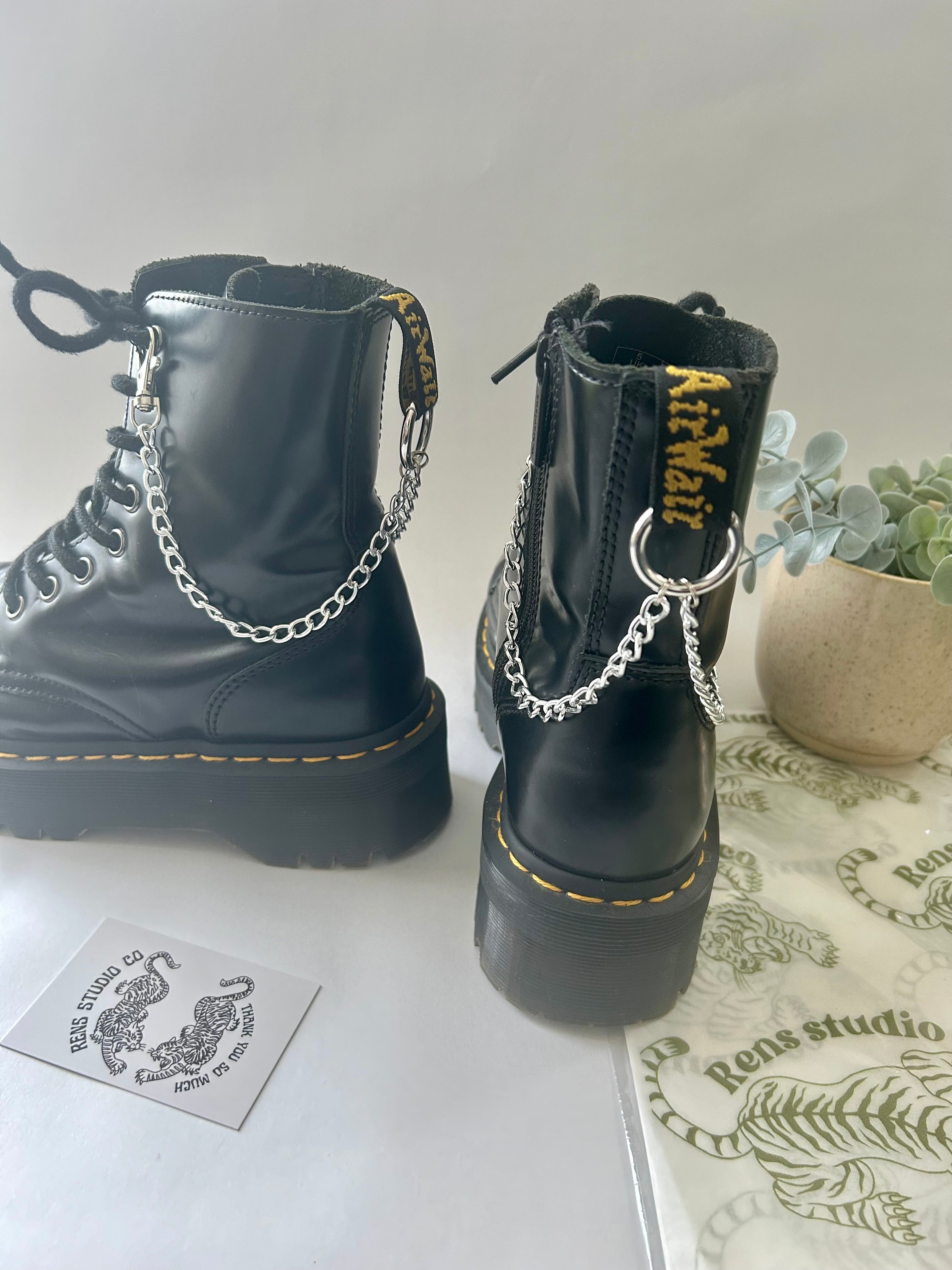 Boot Chains – Rens Studio Co
