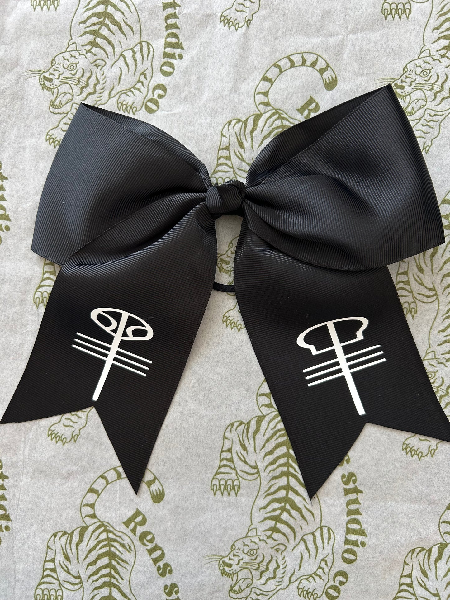 TOP black hair bow