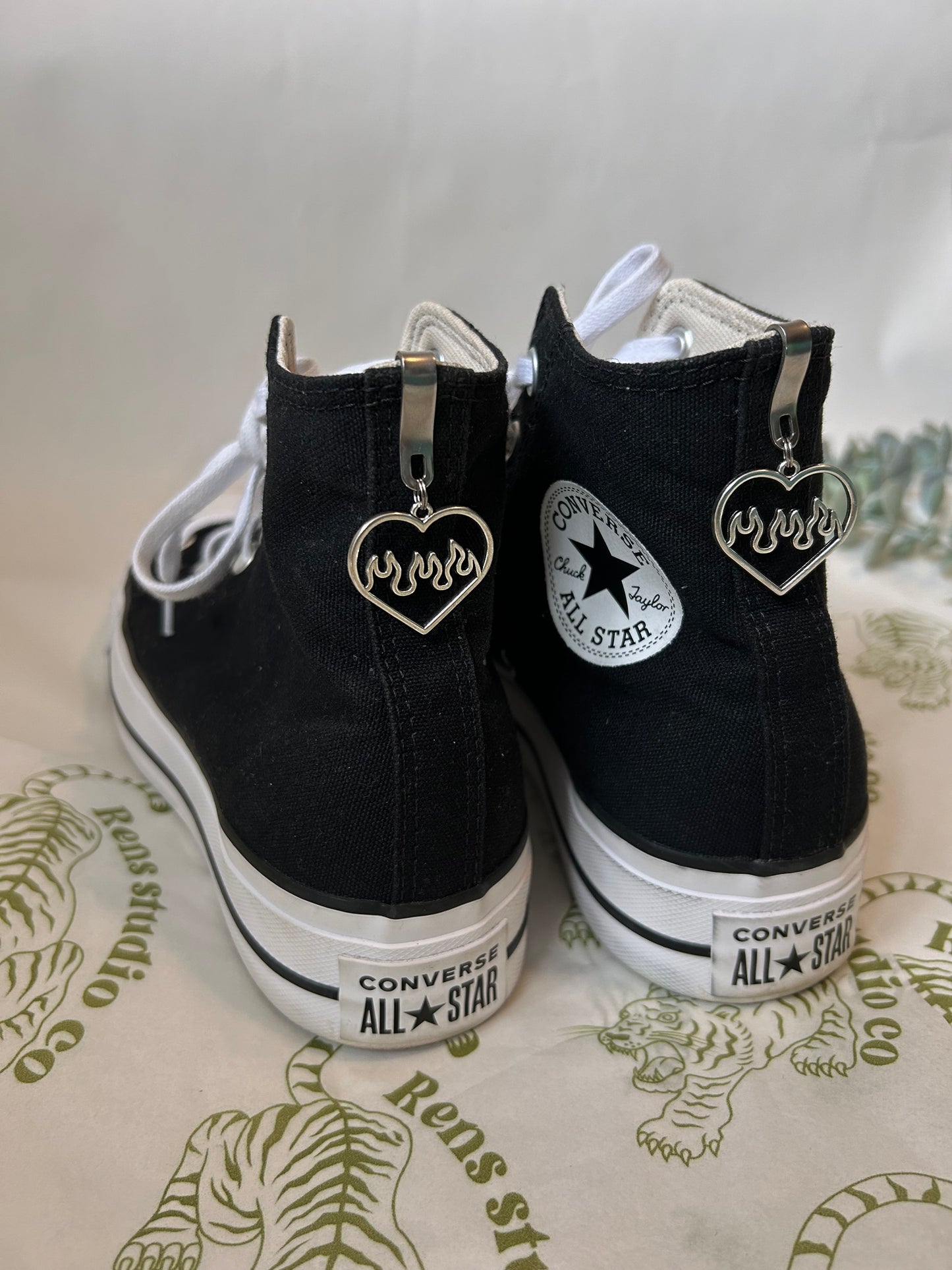 Heart Hi top shoe charms