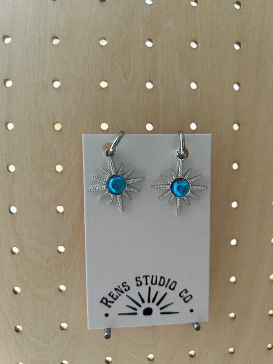 Stars who listen earrings
