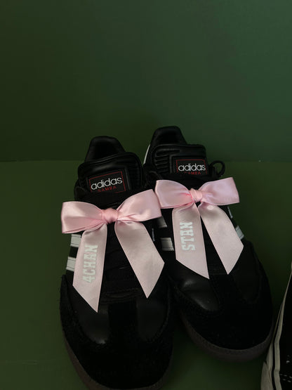 Pink 4chan trainer bows