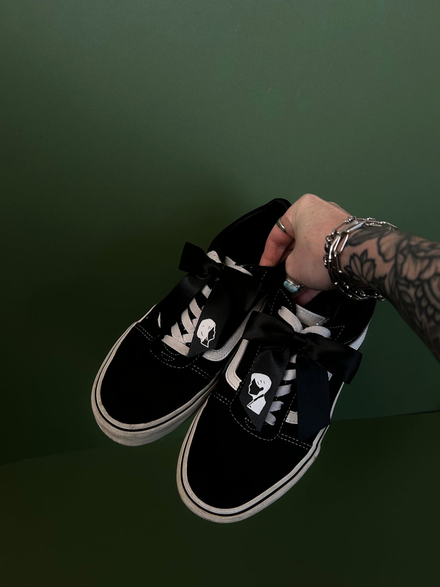 Revenge Trainer bows