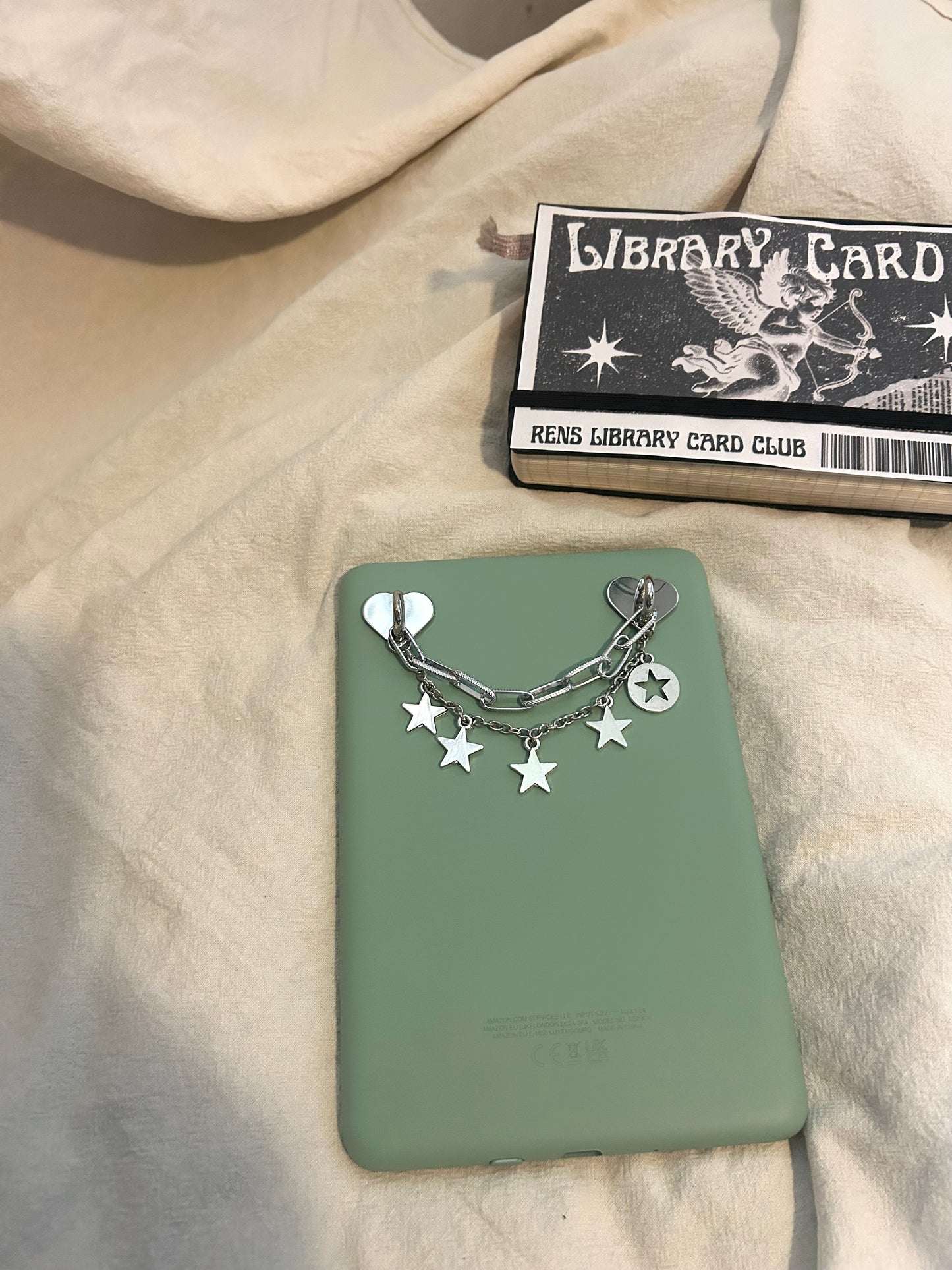 4/5 stars chain