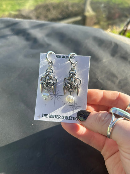 pearl chain mail earrings.