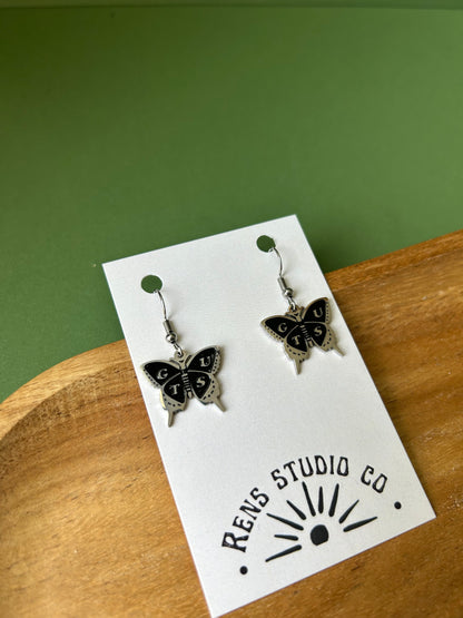 Guts earrings