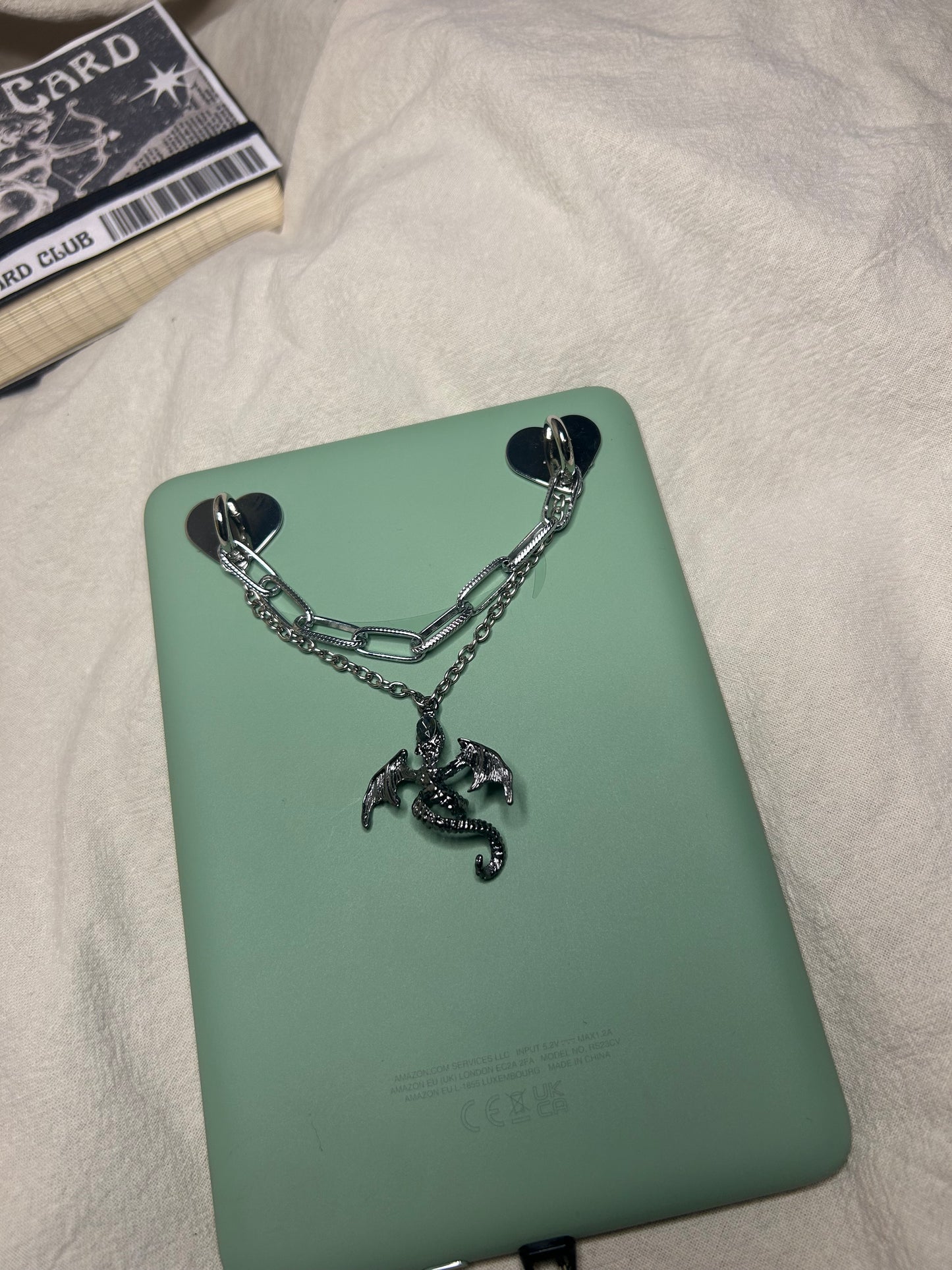 Black dragon chain