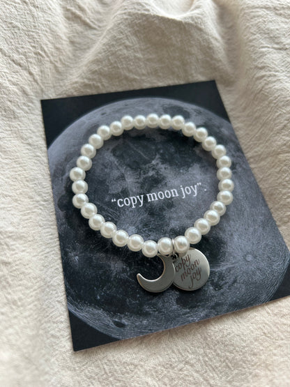 Moon joy pearl bracelet