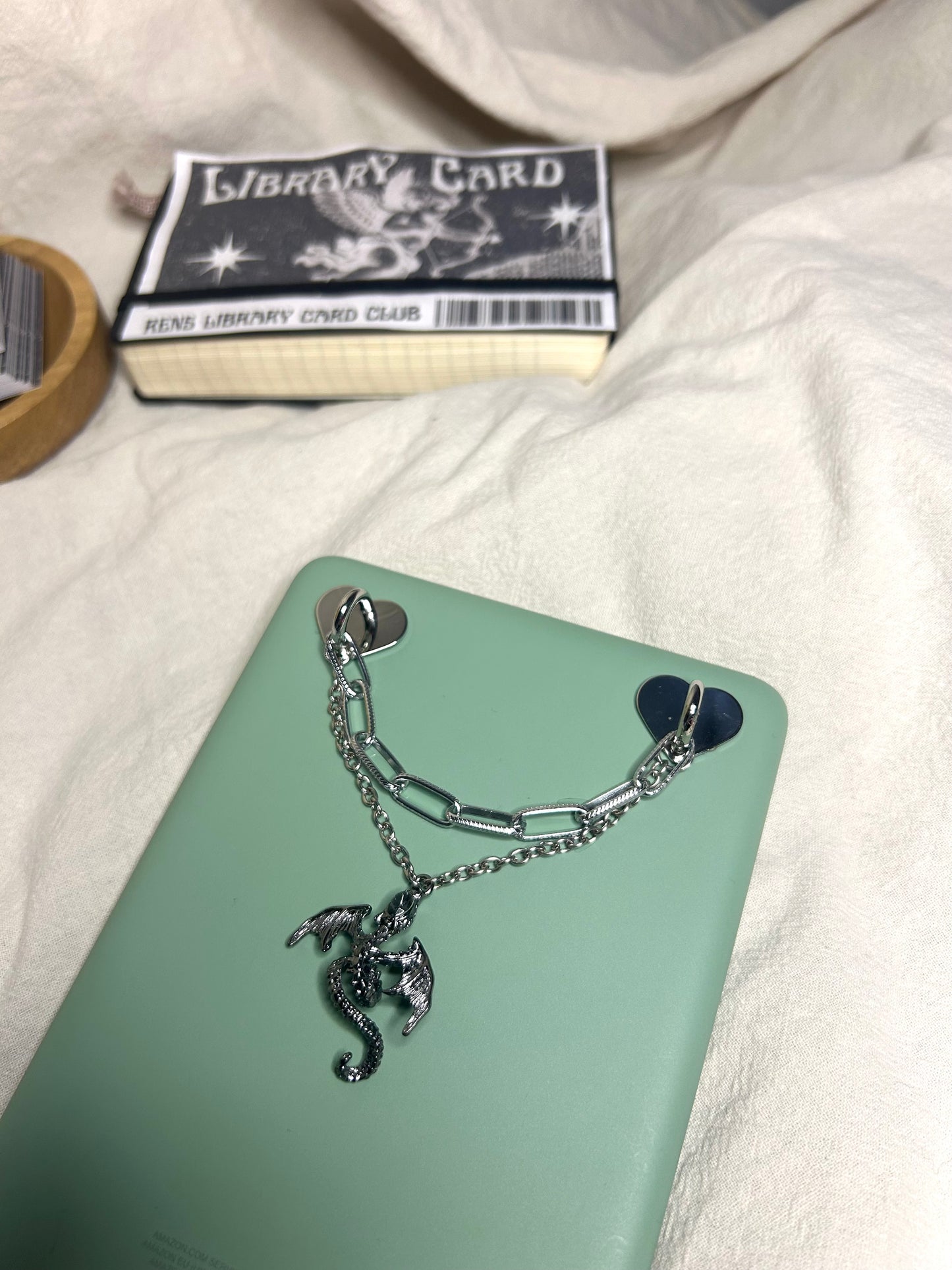 Black dragon chain